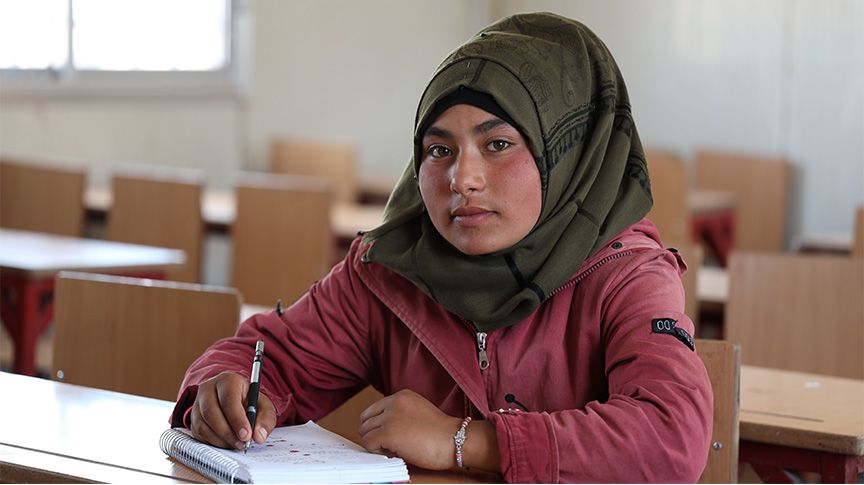 15-year-old Hanan at her school in Syria