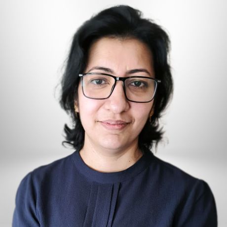 Sushmita Ajwani headshot