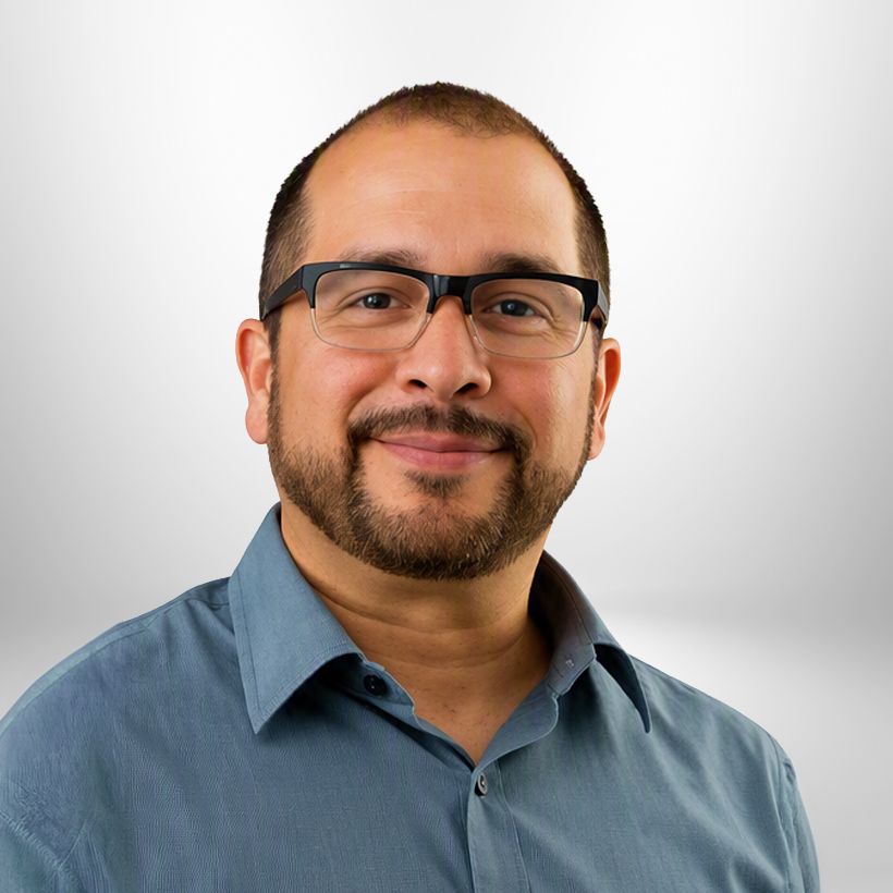eric-martinez-headshot-2026-820px